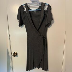 Alya Gray shoulder ribbed wrap front dress